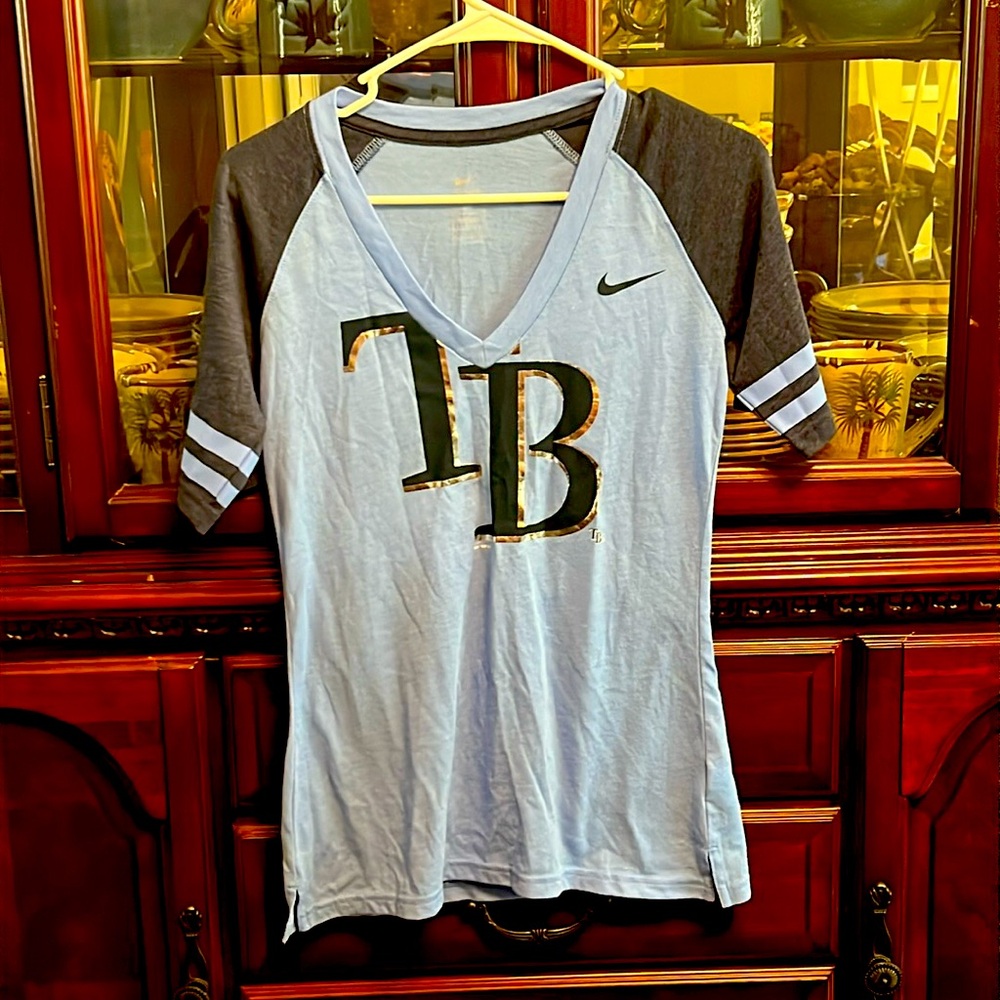 Women’s size small Tampa Bay rays Nike shirt